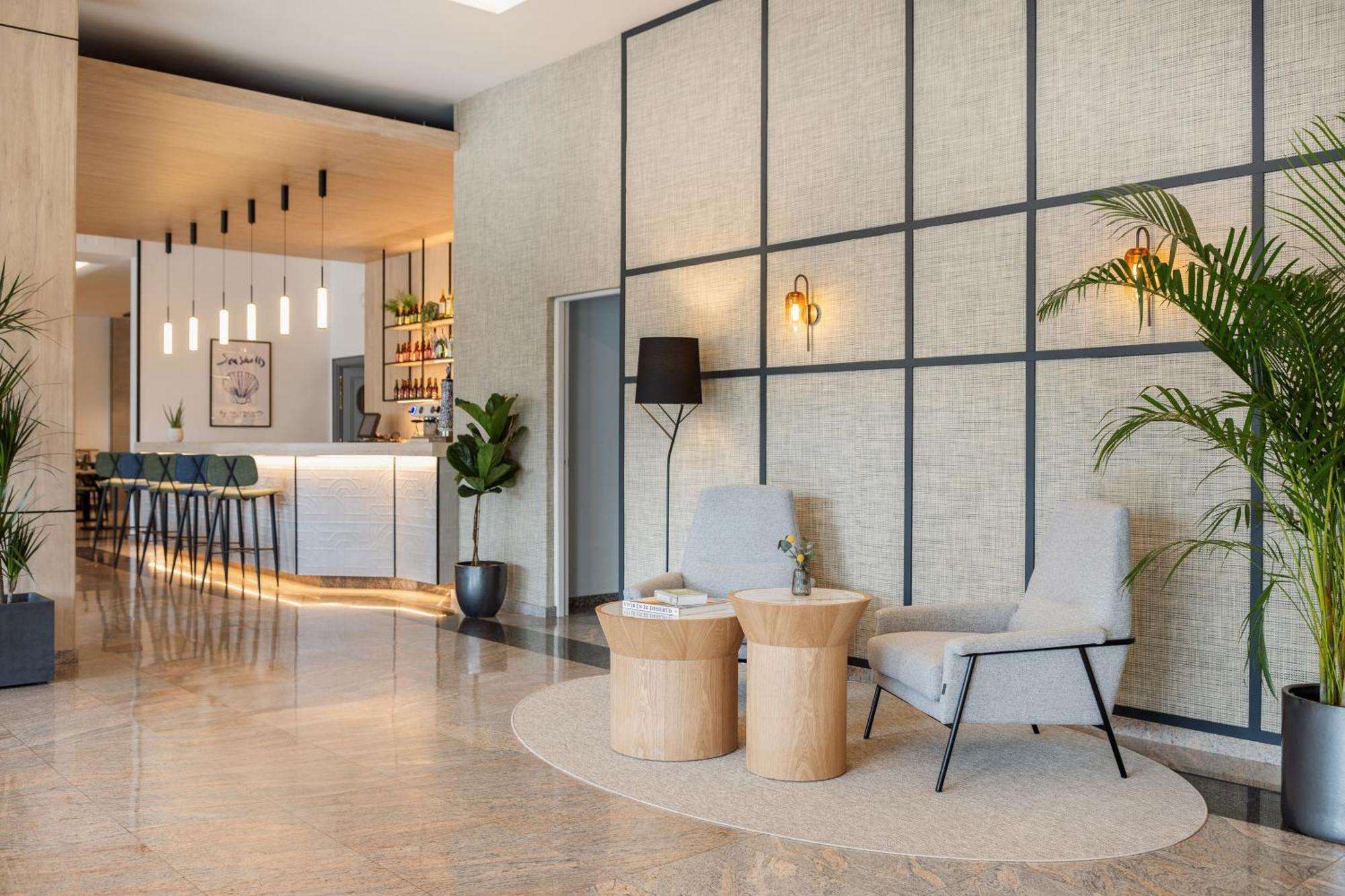 Hotel Santiago Plaza Affiliated By Melia Santiago de Compostela Eksteriør billede